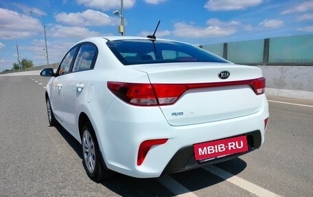 KIA Rio IV, 2018 год, 1 200 000 рублей, 5 фотография