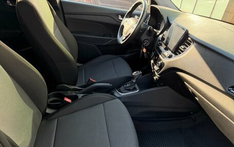 Hyundai Solaris II рестайлинг, 2021 год, 1 640 000 рублей, 13 фотография
