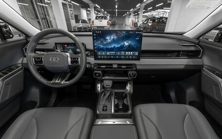 Toyota RAV4, 2026 год, 4 200 000 рублей, 8 фотография