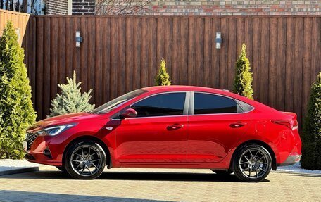 Hyundai Solaris II рестайлинг, 2021 год, 2 000 000 рублей, 17 фотография