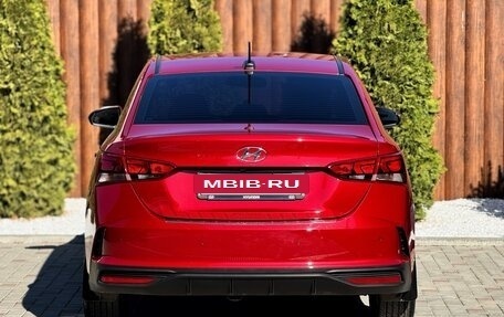 Hyundai Solaris II рестайлинг, 2021 год, 2 000 000 рублей, 21 фотография