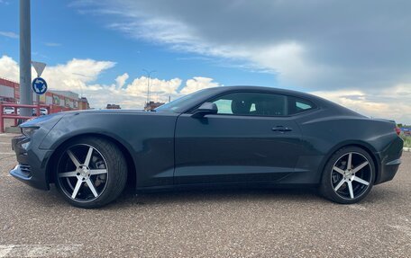 Chevrolet Camaro VI, 2021 год, 2 900 000 рублей, 2 фотография