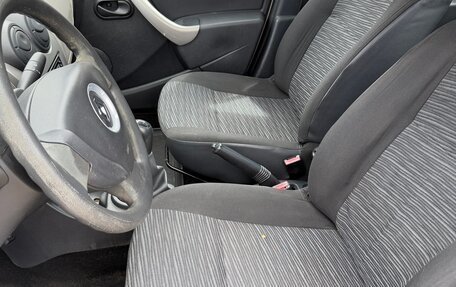 Renault Logan I, 2010 год, 360 000 рублей, 9 фотография