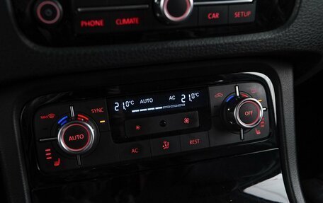 Volkswagen Touareg III, 2012 год, 1 799 055 рублей, 19 фотография