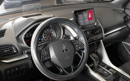 Mitsubishi Eclipse Cross, 2022 год, 2 600 000 рублей, 5 фотография