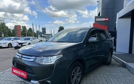 Mitsubishi Outlander III рестайлинг 3, 2014 год, 1 381 230 рублей, 3 фотография
