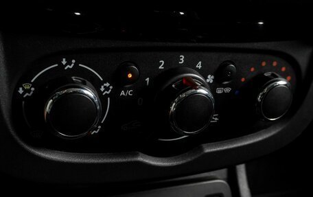 Renault Duster I рестайлинг, 2017 год, 1 299 000 рублей, 12 фотография