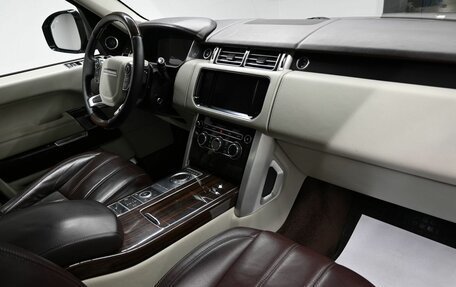 Land Rover Range Rover IV рестайлинг, 2013 год, 2 500 000 рублей, 14 фотография