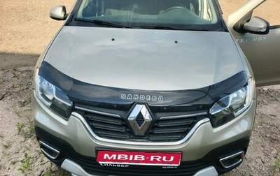Renault Sandero II рестайлинг, 2019 год, 949 000 рублей, 1 фотография