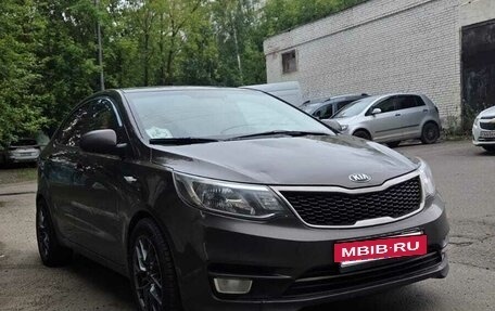 KIA Rio III рестайлинг, 2015 год, 850 000 рублей, 2 фотография