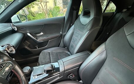Mercedes-Benz CLA, 2019 год, 3 000 000 рублей, 16 фотография