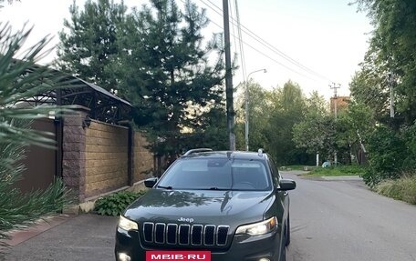 Jeep Cherokee, 2020 год, 2 200 000 рублей, 13 фотография
