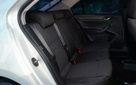 Skoda Rapid I, 2014 год, 1 078 000 рублей, 7 фотография