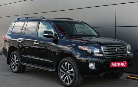 Toyota Land Cruiser 200, 2013 год, 2 749 000 рублей, 3 фотография