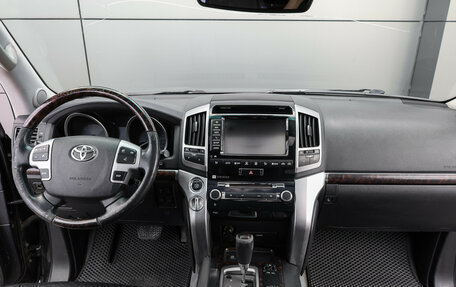 Toyota Land Cruiser 200, 2013 год, 2 749 000 рублей, 14 фотография