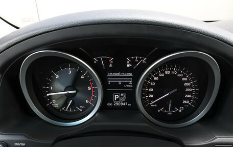 Toyota Land Cruiser 200, 2013 год, 2 749 000 рублей, 13 фотография