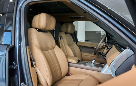Land Rover Range Rover IV рестайлинг, 2026 год, 23 300 000 рублей, 9 фотография