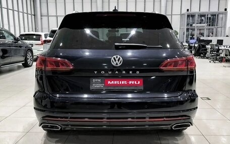 Volkswagen Touareg III, 2019 год, 4 650 000 рублей, 6 фотография