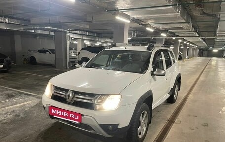 Renault Duster I рестайлинг, 2015 год, 910 000 рублей, 3 фотография