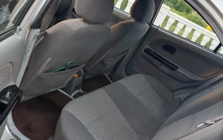 KIA Rio II, 2005 год, 300 999 рублей, 8 фотография