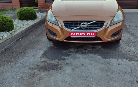 Volvo S60 III, 2012 год, 1 100 000 рублей, 2 фотография