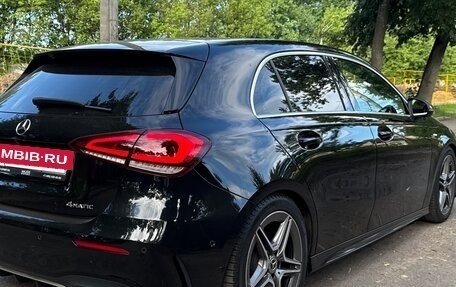 Mercedes-Benz A-Класс, 2018 год, 2 350 000 рублей, 3 фотография