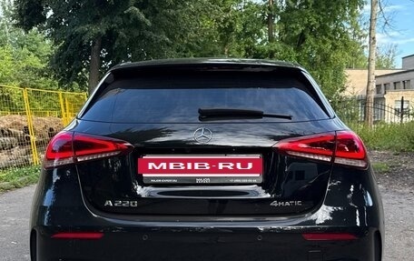 Mercedes-Benz A-Класс, 2018 год, 2 350 000 рублей, 5 фотография