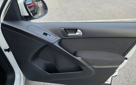 Volkswagen Tiguan I, 2015 год, 1 795 000 рублей, 28 фотография