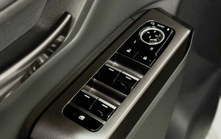 Toyota RAV4, 2026 год, 4 400 000 рублей, 17 фотография