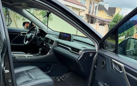 Lexus RX IV рестайлинг, 2019 год, 4 300 000 рублей, 12 фотография
