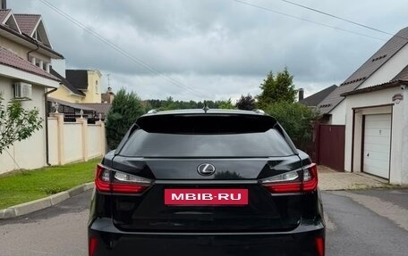 Lexus RX IV рестайлинг, 2019 год, 4 300 000 рублей, 5 фотография