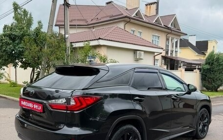 Lexus RX IV рестайлинг, 2019 год, 4 300 000 рублей, 6 фотография