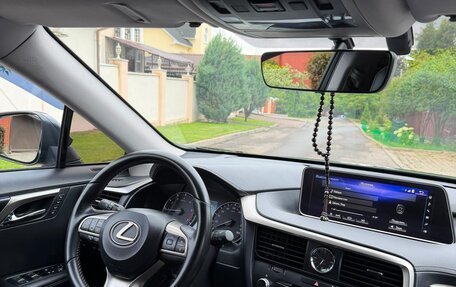 Lexus RX IV рестайлинг, 2019 год, 4 300 000 рублей, 15 фотография