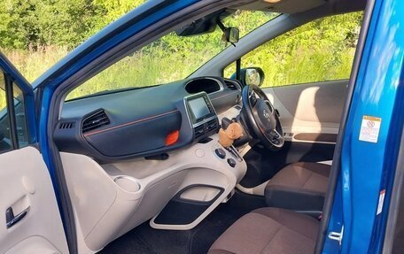 Toyota Sienta II, 2019 год, 1 575 000 рублей, 7 фотография