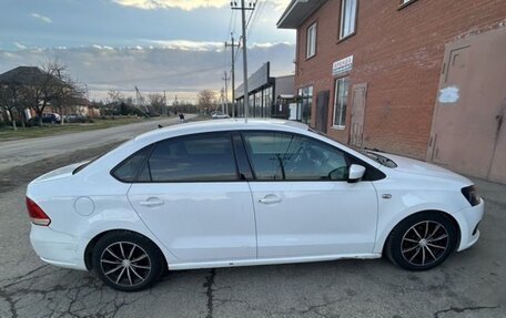 Volkswagen Polo VI (EU Market), 2012 год, 680 000 рублей, 3 фотография
