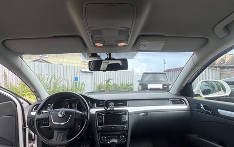 Skoda Superb III рестайлинг, 2012 год, 820 000 рублей, 7 фотография
