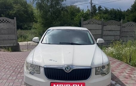 Skoda Superb III рестайлинг, 2012 год, 820 000 рублей, 2 фотография