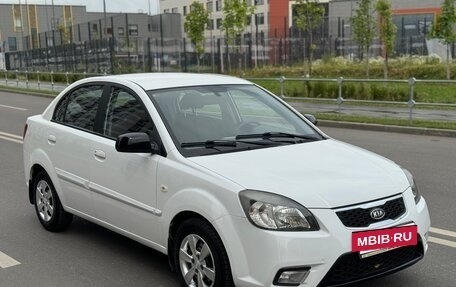 KIA Rio II, 2011 год, 645 000 рублей, 6 фотография