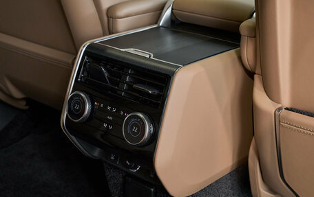 Land Rover Range Rover IV рестайлинг, 2026 год, 24 500 000 рублей, 28 фотография