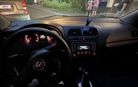 Volkswagen Polo VI (EU Market), 2018 год, 450 000 рублей, 8 фотография