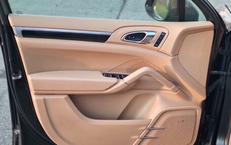 Porsche Cayenne III, 2016 год, 2 950 000 рублей, 18 фотография