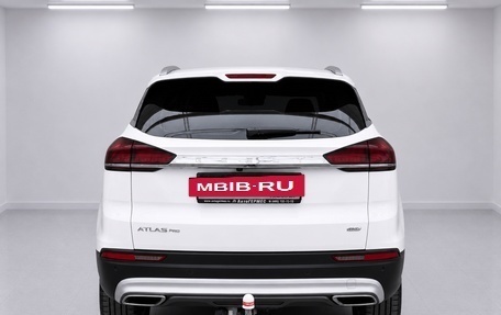 Geely Atlas, 2023 год, 1 850 000 рублей, 3 фотография