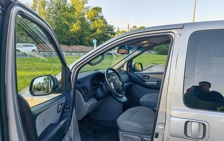 Hyundai H-1 II рестайлинг, 2019 год, 2 850 000 рублей, 4 фотография