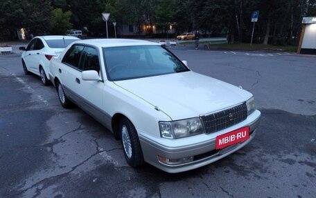 Toyota Crown, 1998 год, 820 000 рублей, 2 фотография