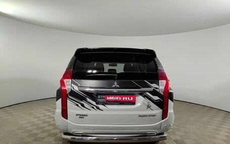 Mitsubishi Pajero Sport III рестайлинг, 2016 год, 3 000 000 рублей, 7 фотография