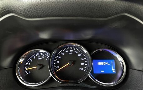 Renault Duster I рестайлинг, 2017 год, 1 300 000 рублей, 16 фотография