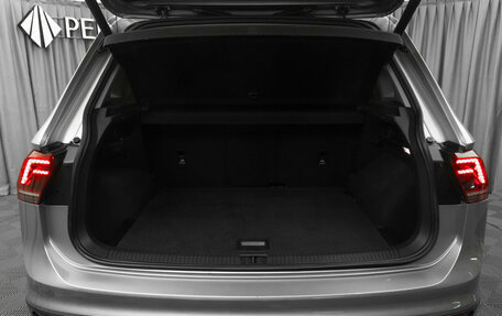 Volkswagen Tiguan II, 2020 год, 3 030 000 рублей, 26 фотография