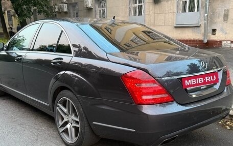 Mercedes-Benz S-Класс, 2010 год, 1 900 000 рублей, 8 фотография