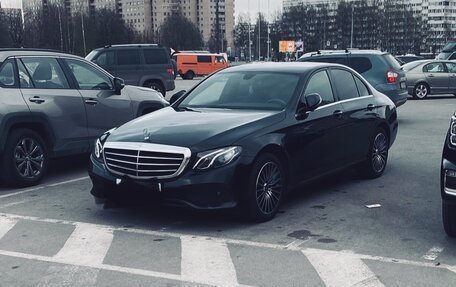 Mercedes-Benz E-Класс, 2016 год, 2 400 000 рублей, 2 фотография