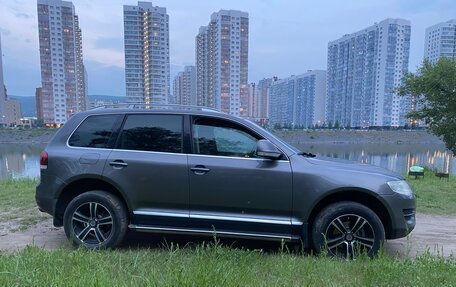 Volkswagen Touareg III, 2008 год, 1 150 000 рублей, 2 фотография